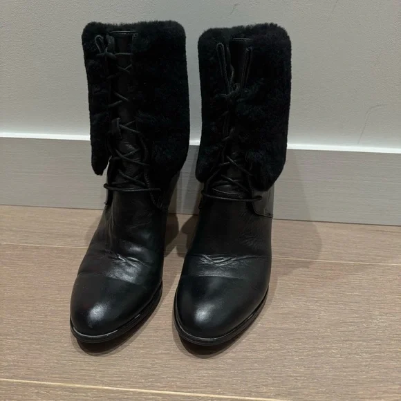 Black Leather Fold Over Shearling Cuff Ankle Boots Booties - Picture 2 of 11